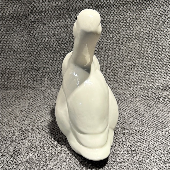 VTG 70s Trio Of Farmhouse Ceramic White and Yellow Geese. Check Photos - Picture 11 of 16